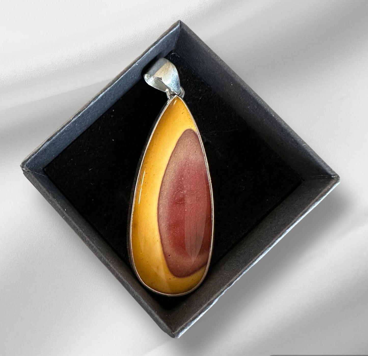 Mookaite Jasper set in Silver (Purpley Red & Orange)