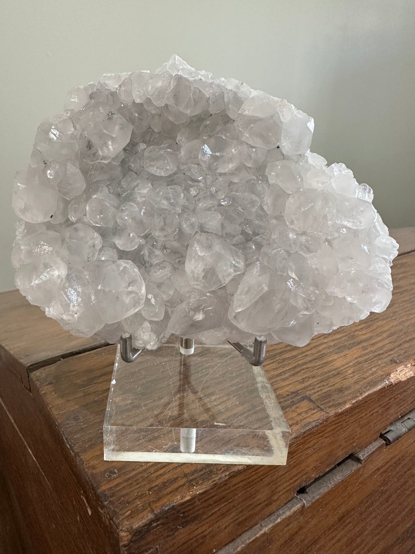 Mangano Calcite (pink under UV)