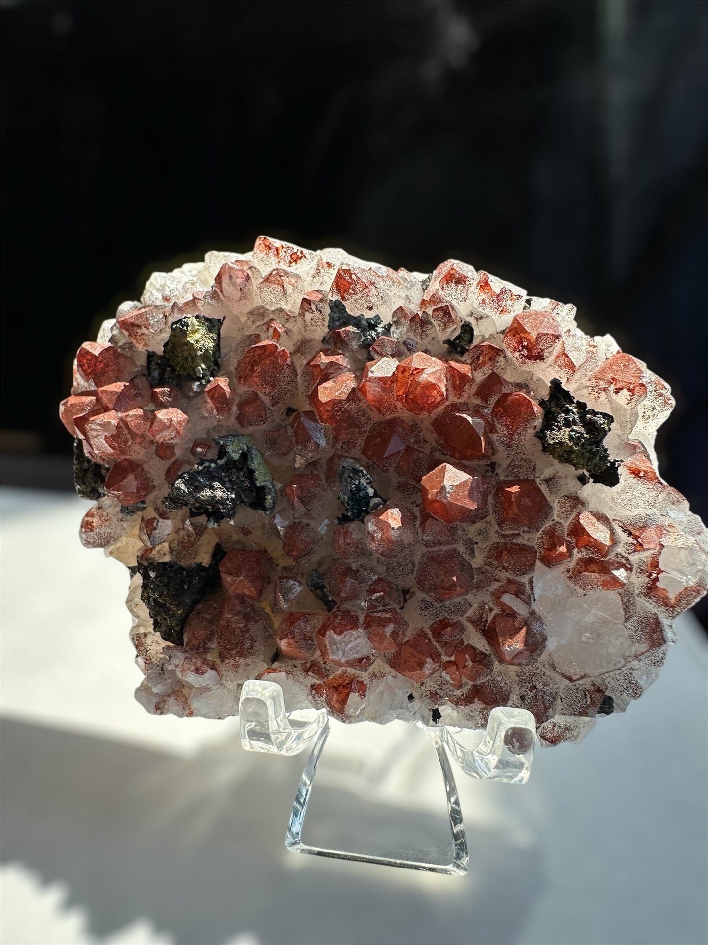 hematite-included Quartz, galena, chalcopyrite: Jiangxi, China