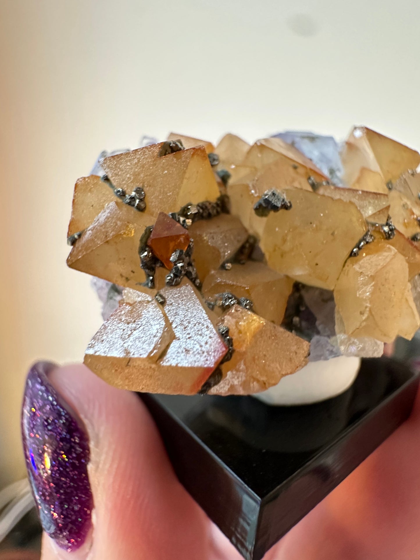 Scheelite, Fluorite