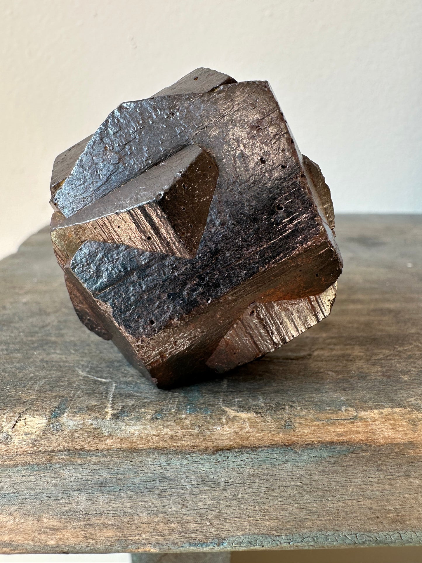 Goethite pseudo Pyrite “iron cross twin”
