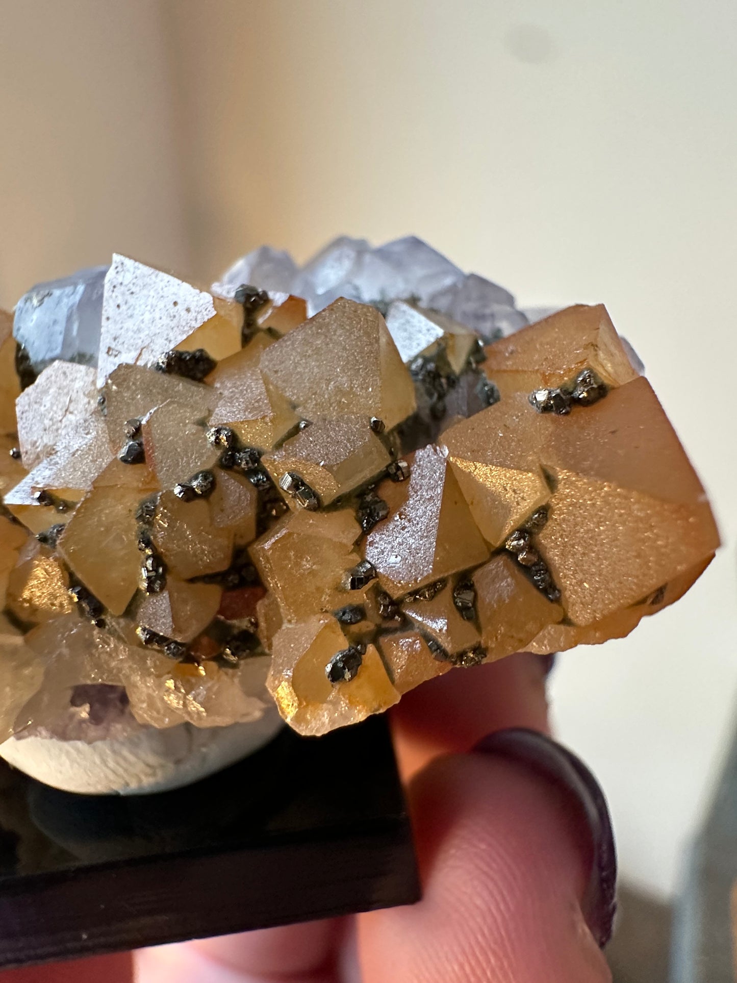 Scheelite, Fluorite