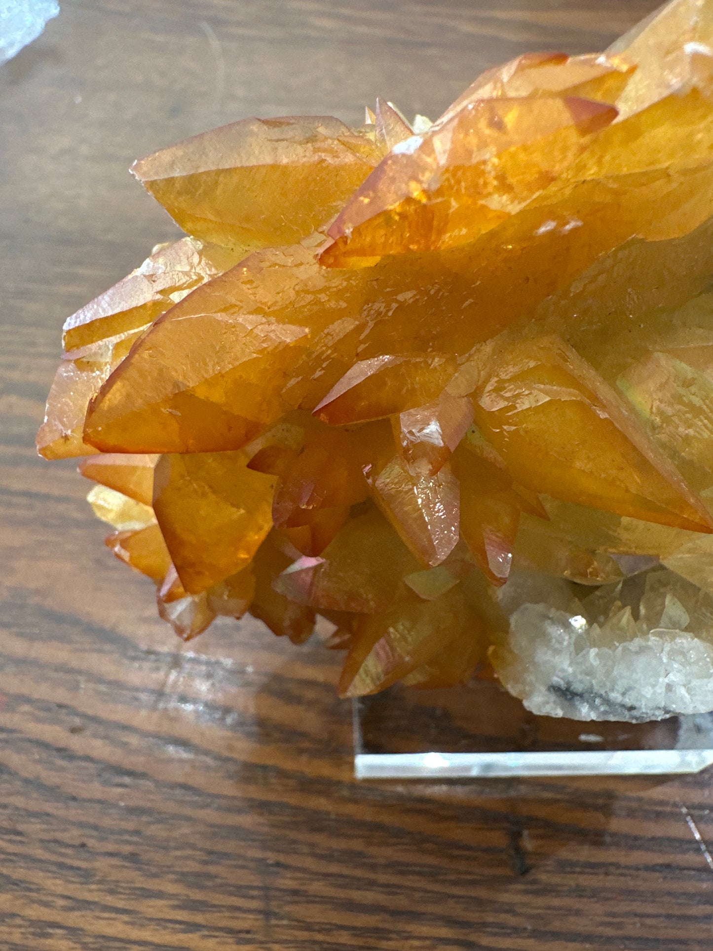 dogtooth calcite w/phantoms, Hubei, China