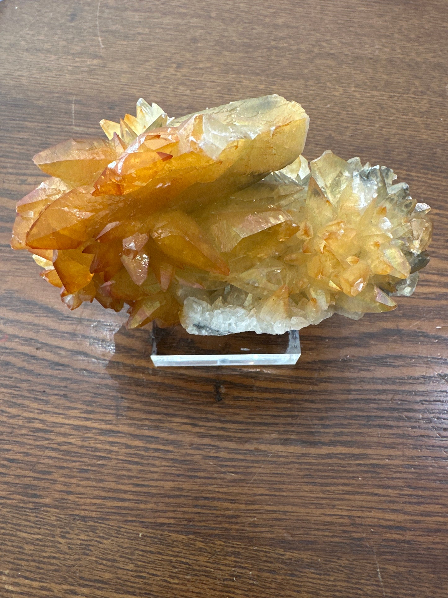 dogtooth calcite w/phantoms, Hubei, China