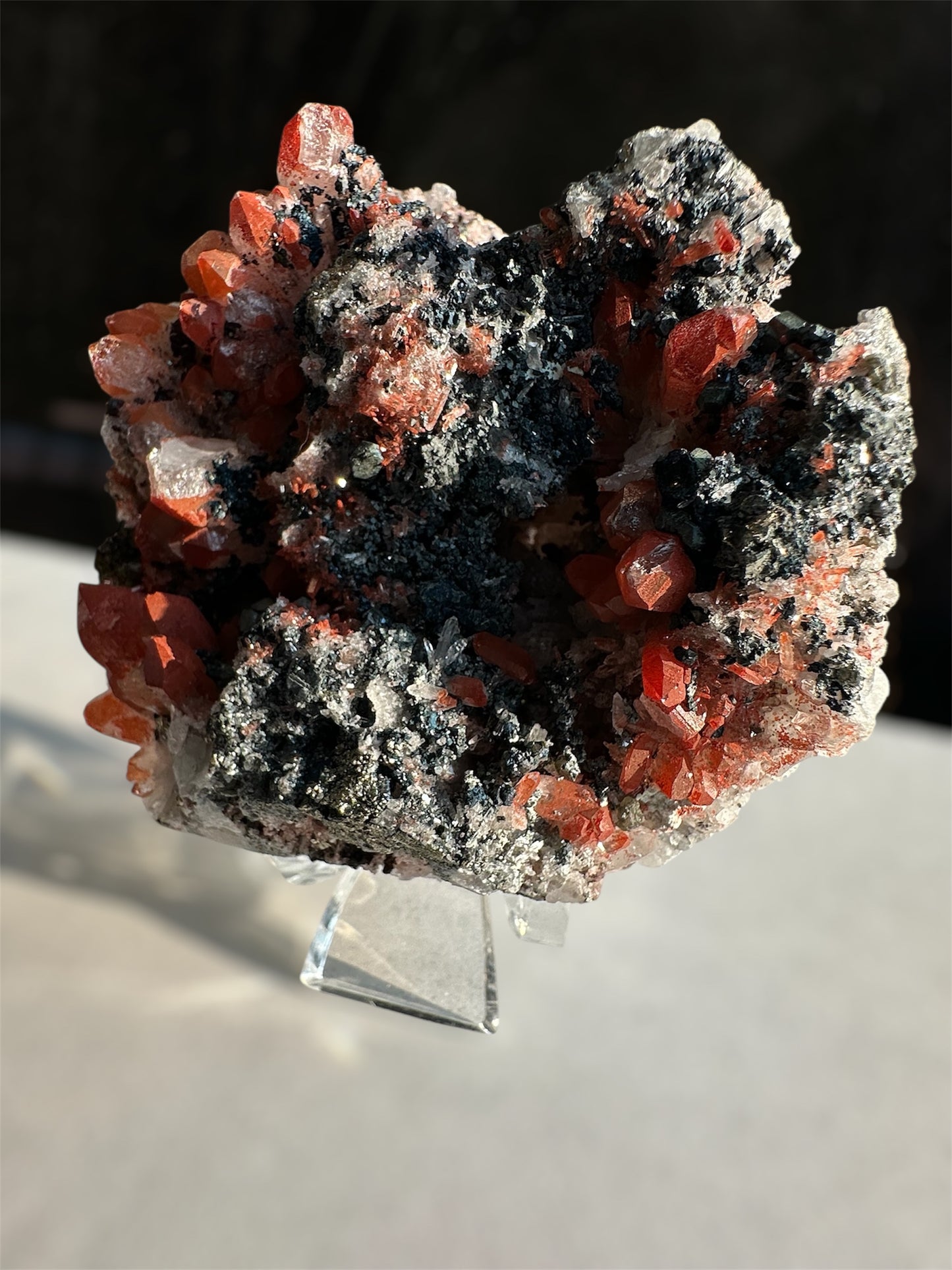 hematite-included Quartz, associated minerals: Jiangxi, China