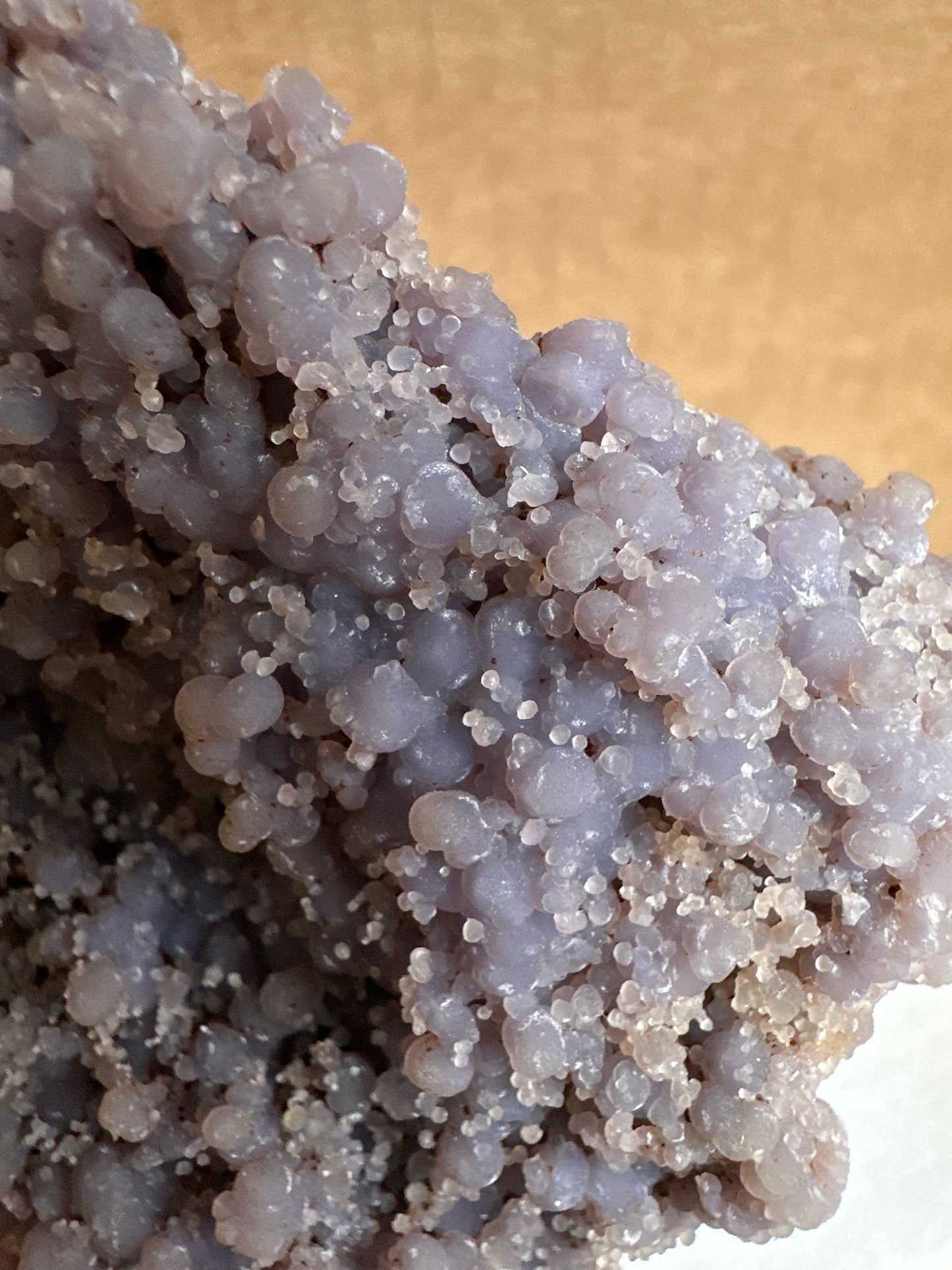 “Grape Agate” free-standing pyramid
