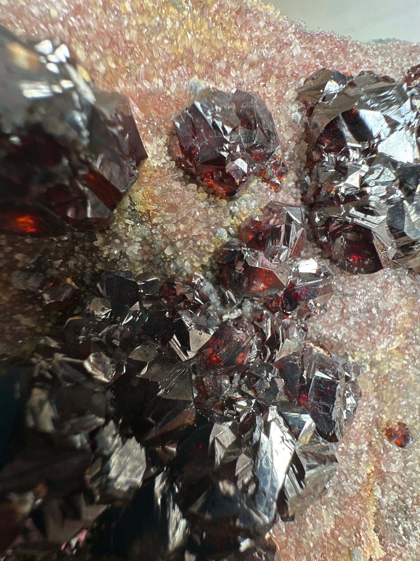 Gemmy Red Sphalerite on Quartz: Shuikoushan, Hunan, China
