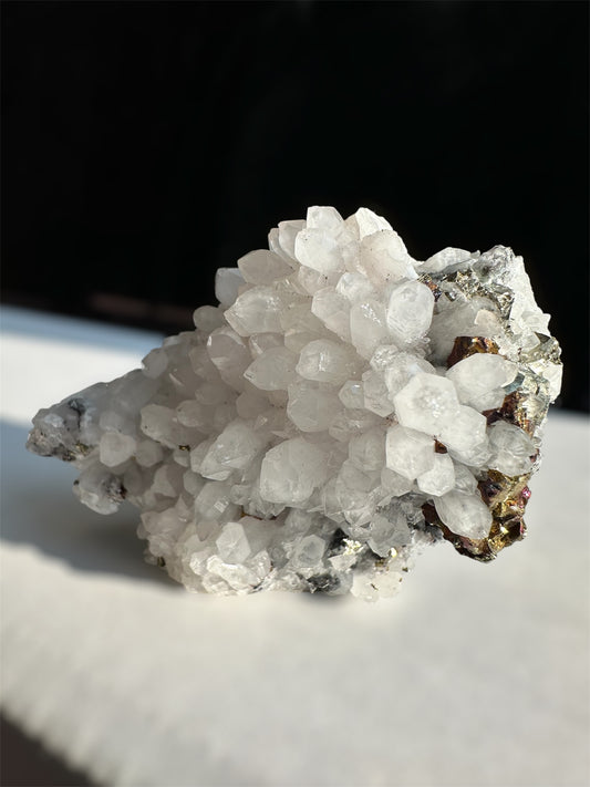 Quartz, chalcopyrite: Jiangxi, China