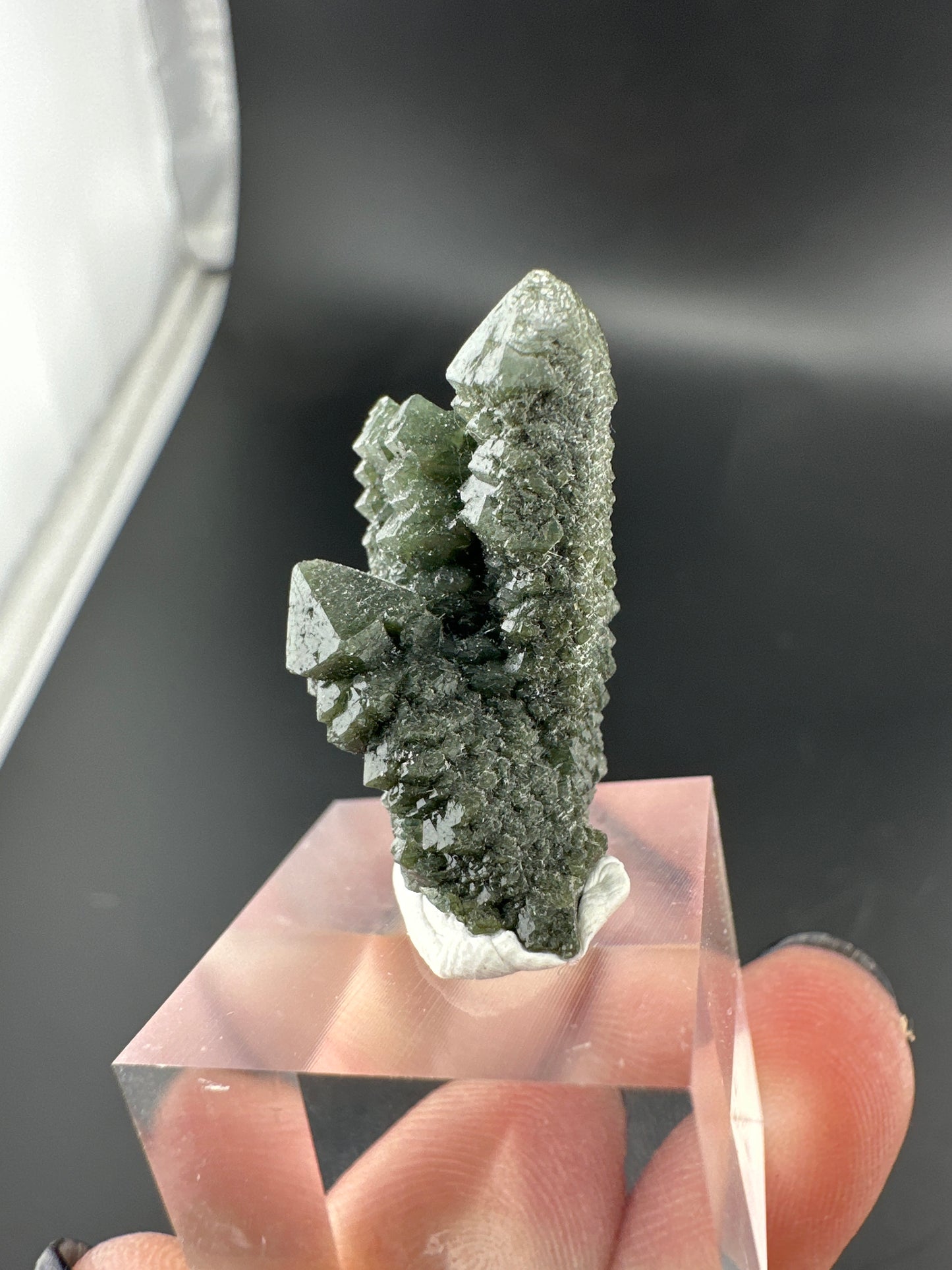 Hedenbergite-included Quartz, Inner Mongolia