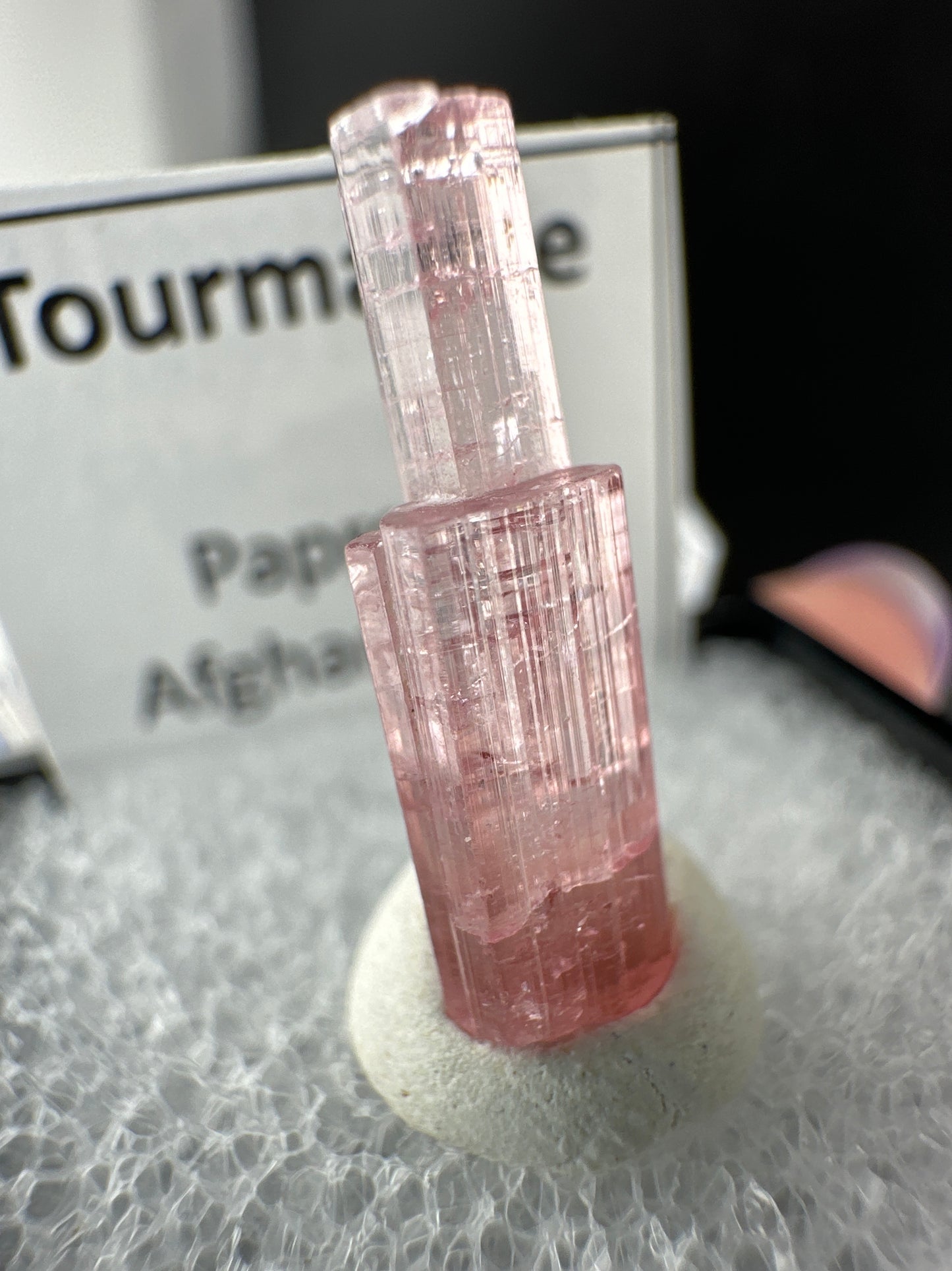 Pink Tourmaline tower: Paprock