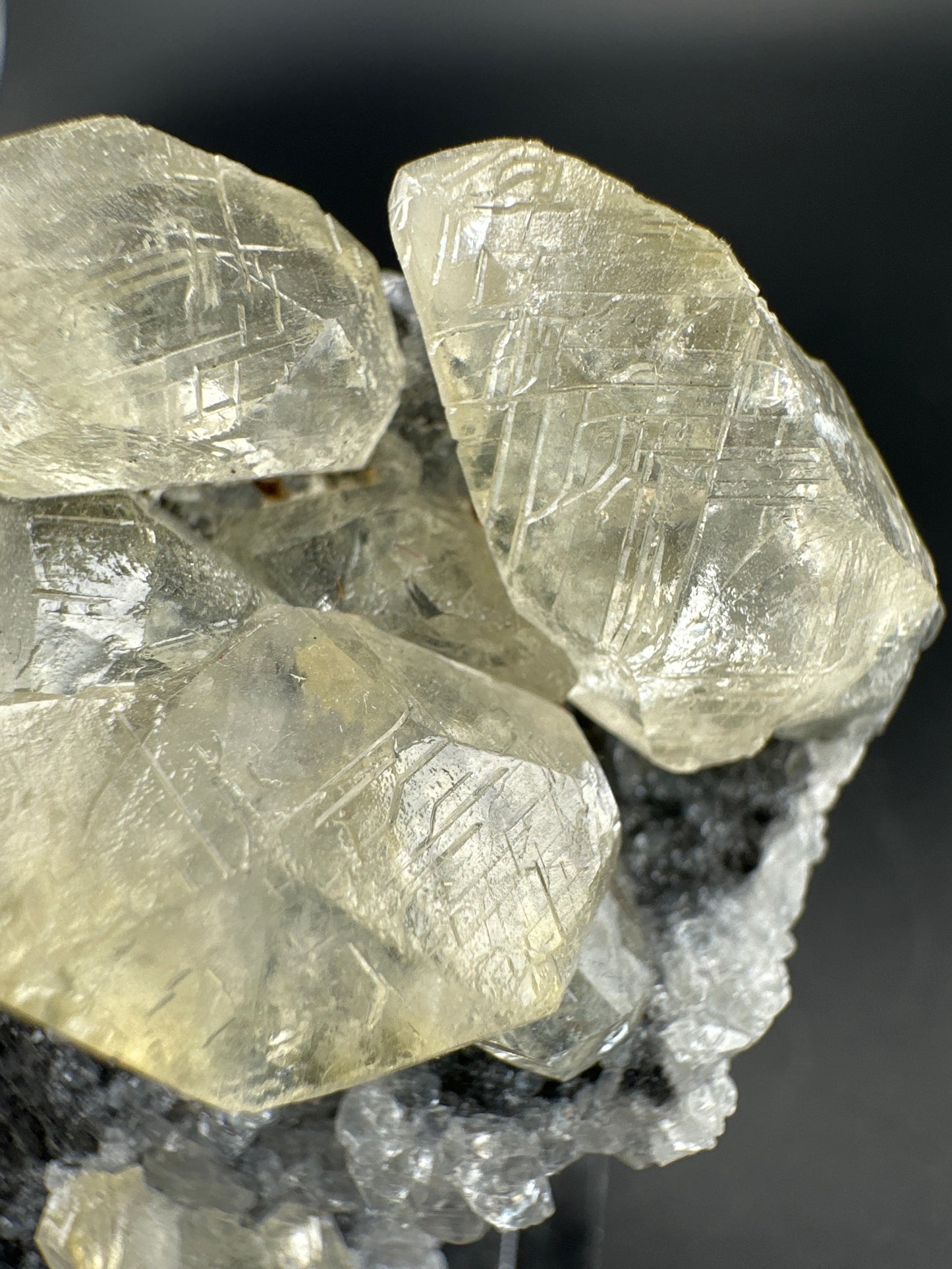 double-terminated, twinned Calcite, Anhui, China.