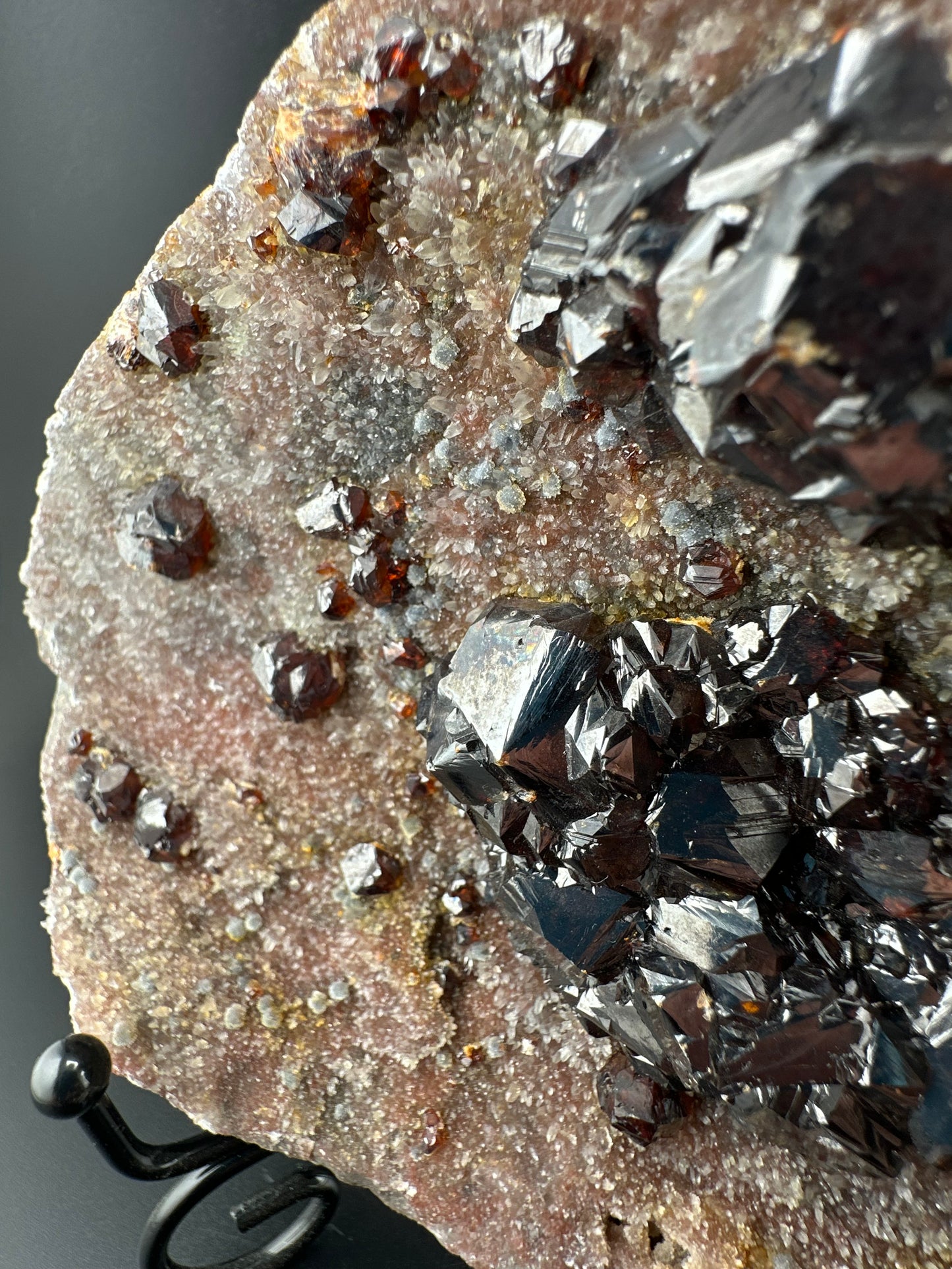 Gemmy Red Sphalerite on Quartz: Shuikoushan, Hunan, China