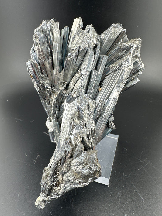 Stibnite cluster, Jiangxi, China