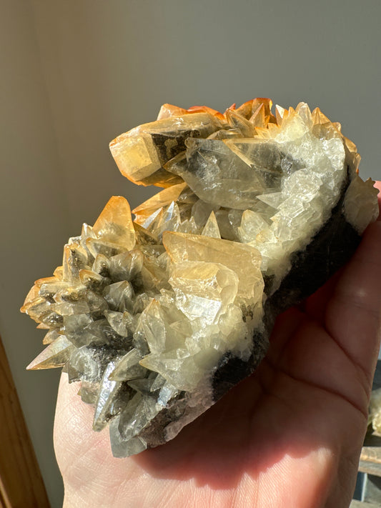 dogtooth calcite w/phantoms, Hubei, China