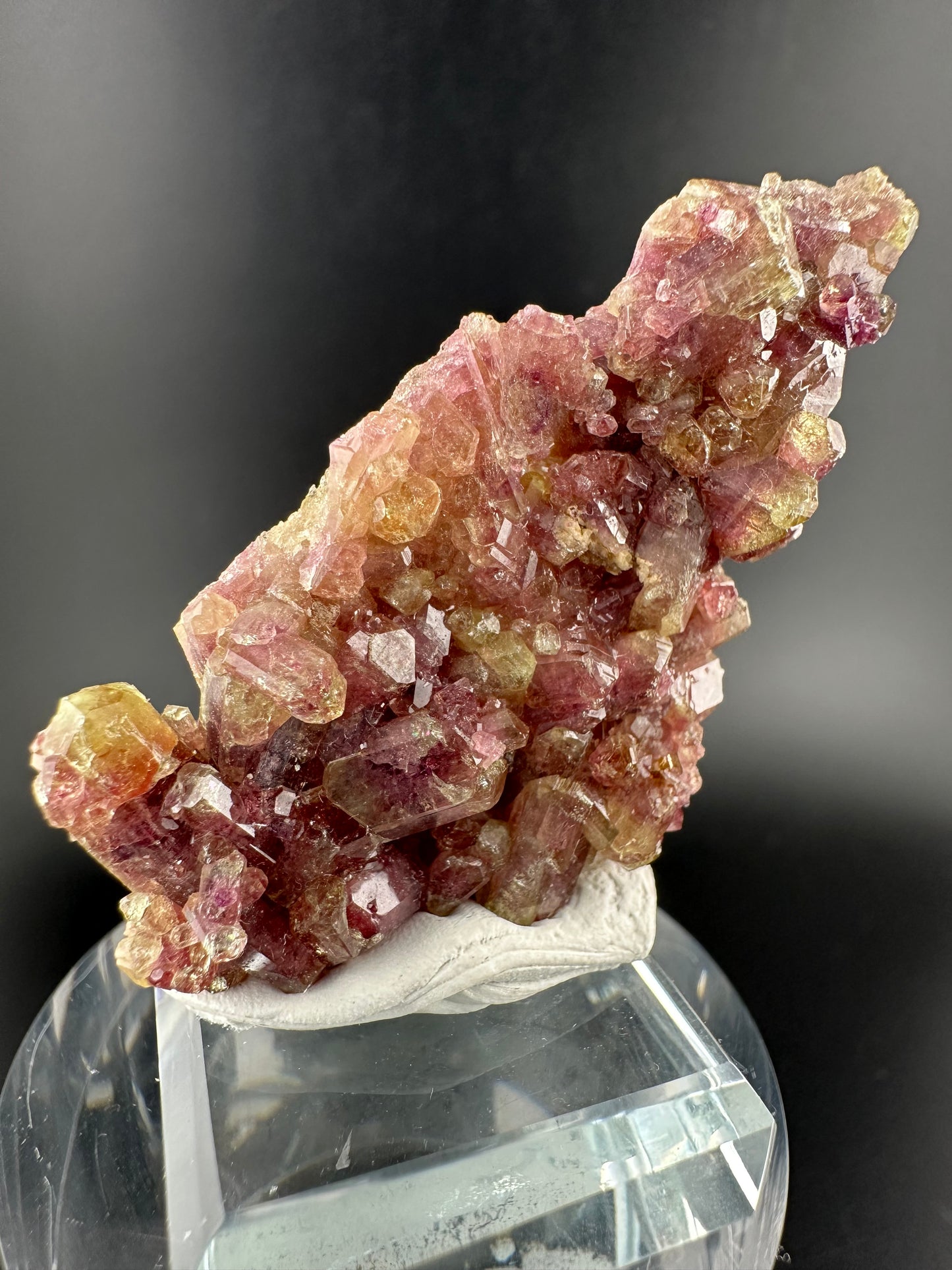 Manganese-rich Vesuvianite (bi-colour), Jeffrey Mine, Canada