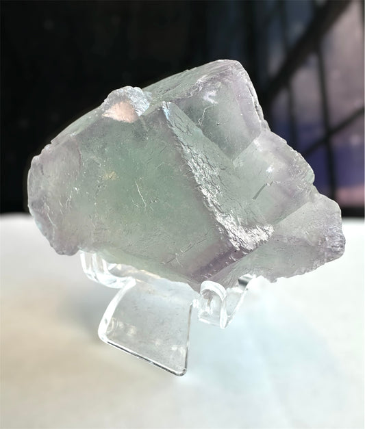 Pastel Green w/Purple Zoning fluorite, Hunan