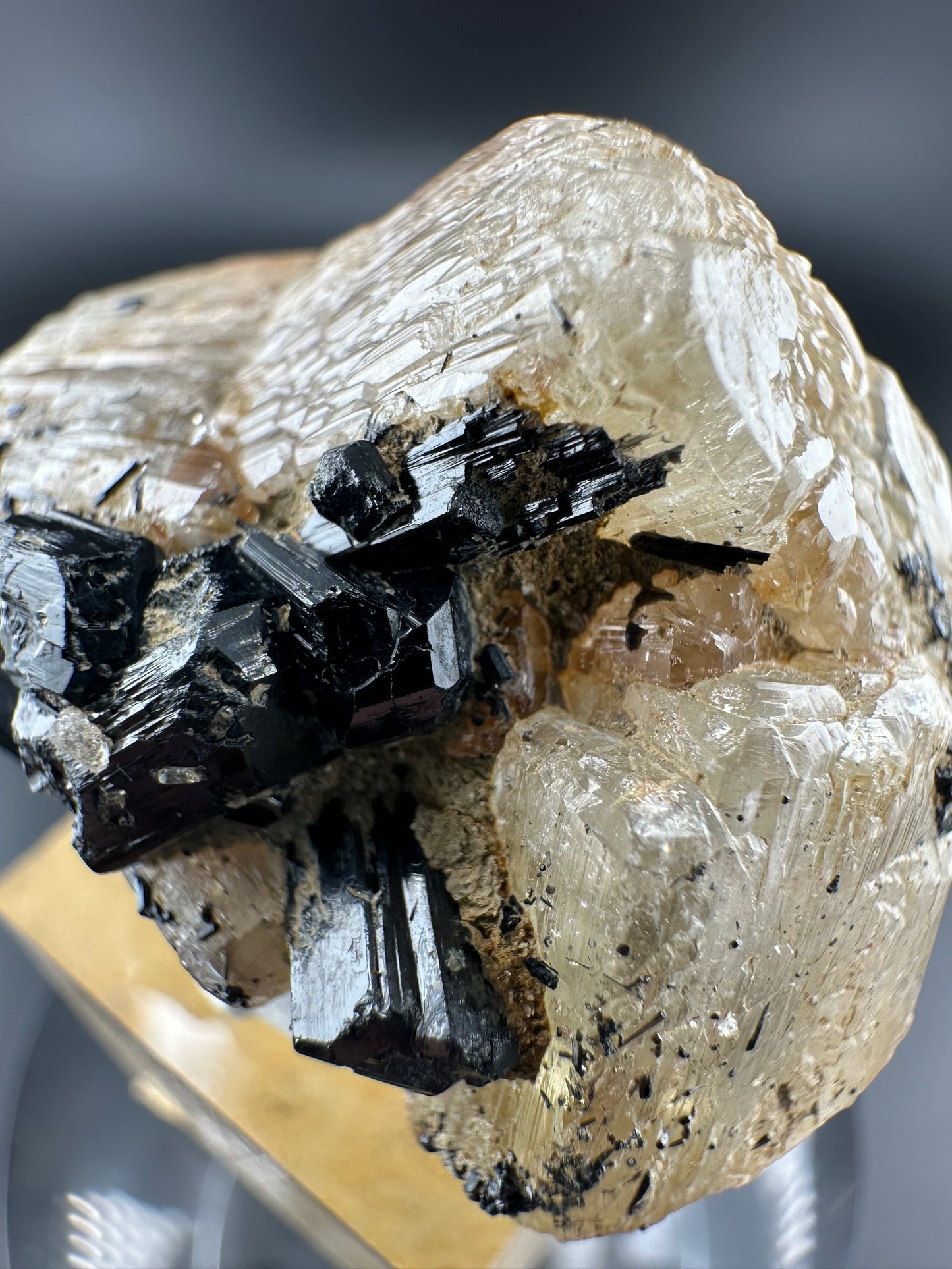 Goshenite, Schorl: Namibia