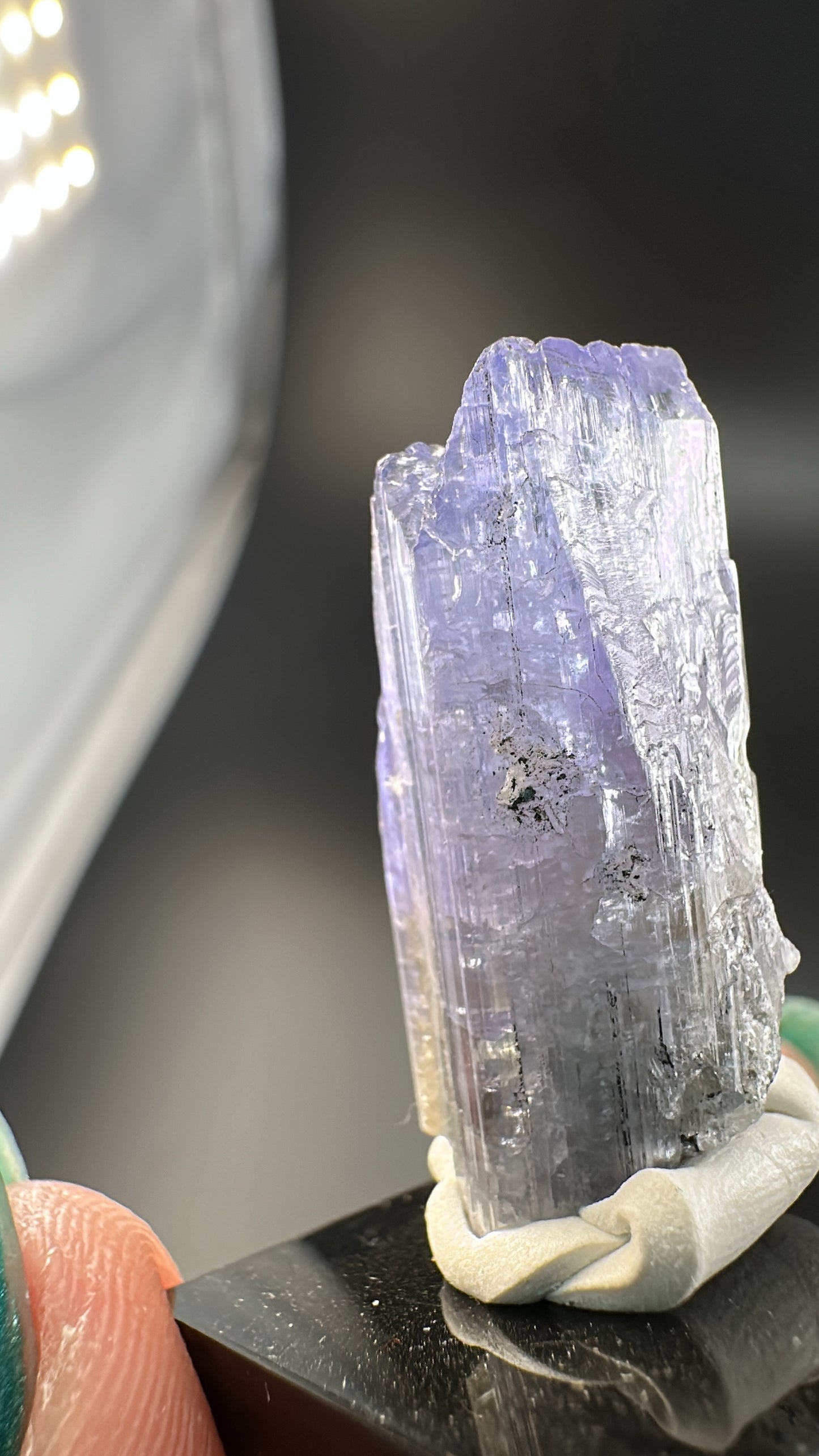 Unheated Tanzanite crystals, 5.37g