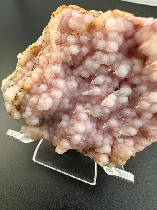 Chalcedony over Realgar, Orpiment. 2024 small pocket find. Yunnan, China