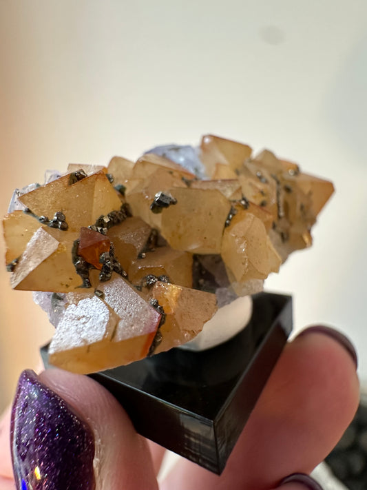 Scheelite, Fluorite