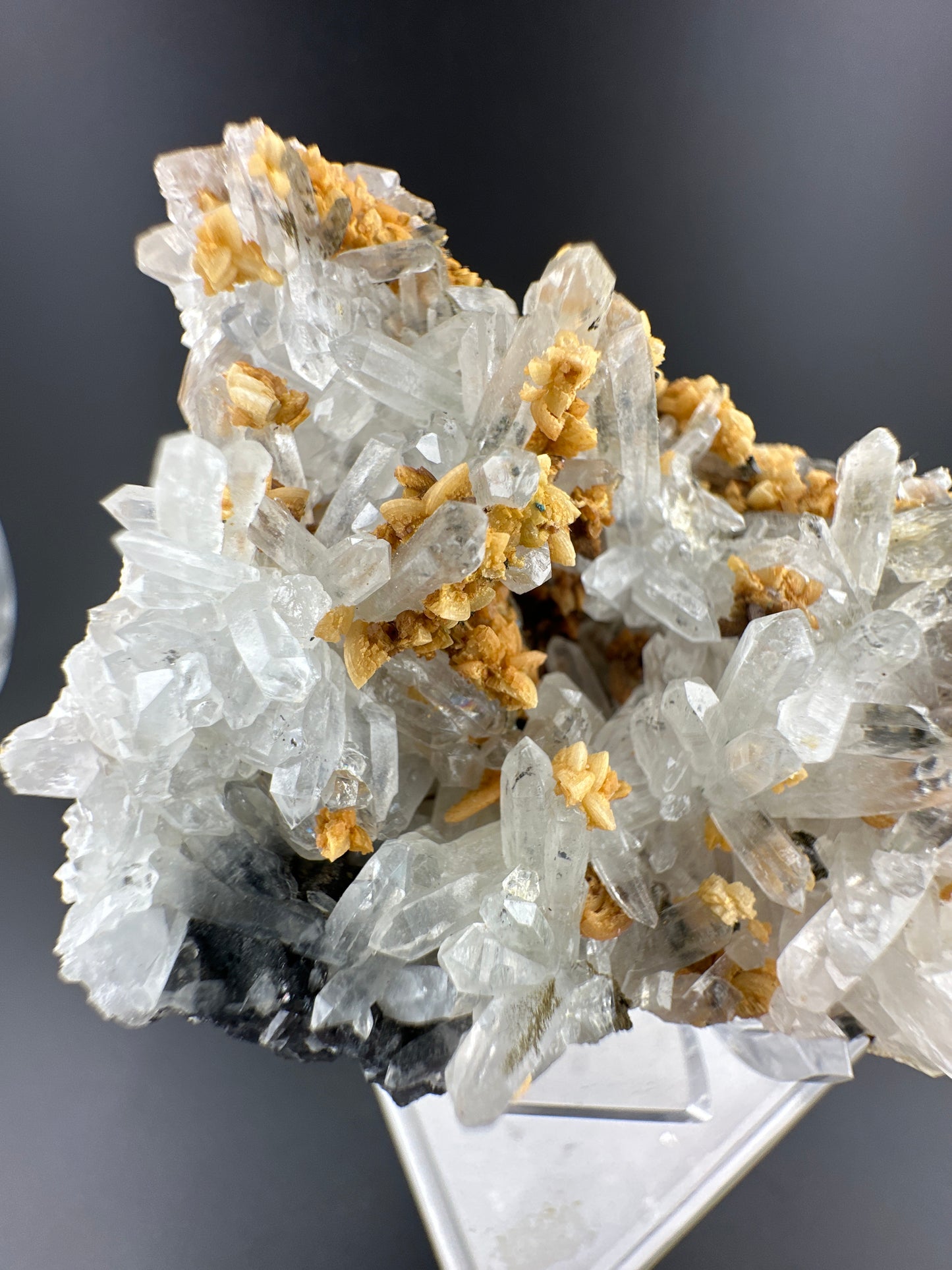 Quartz, Siderite, Galena: Bulgaria