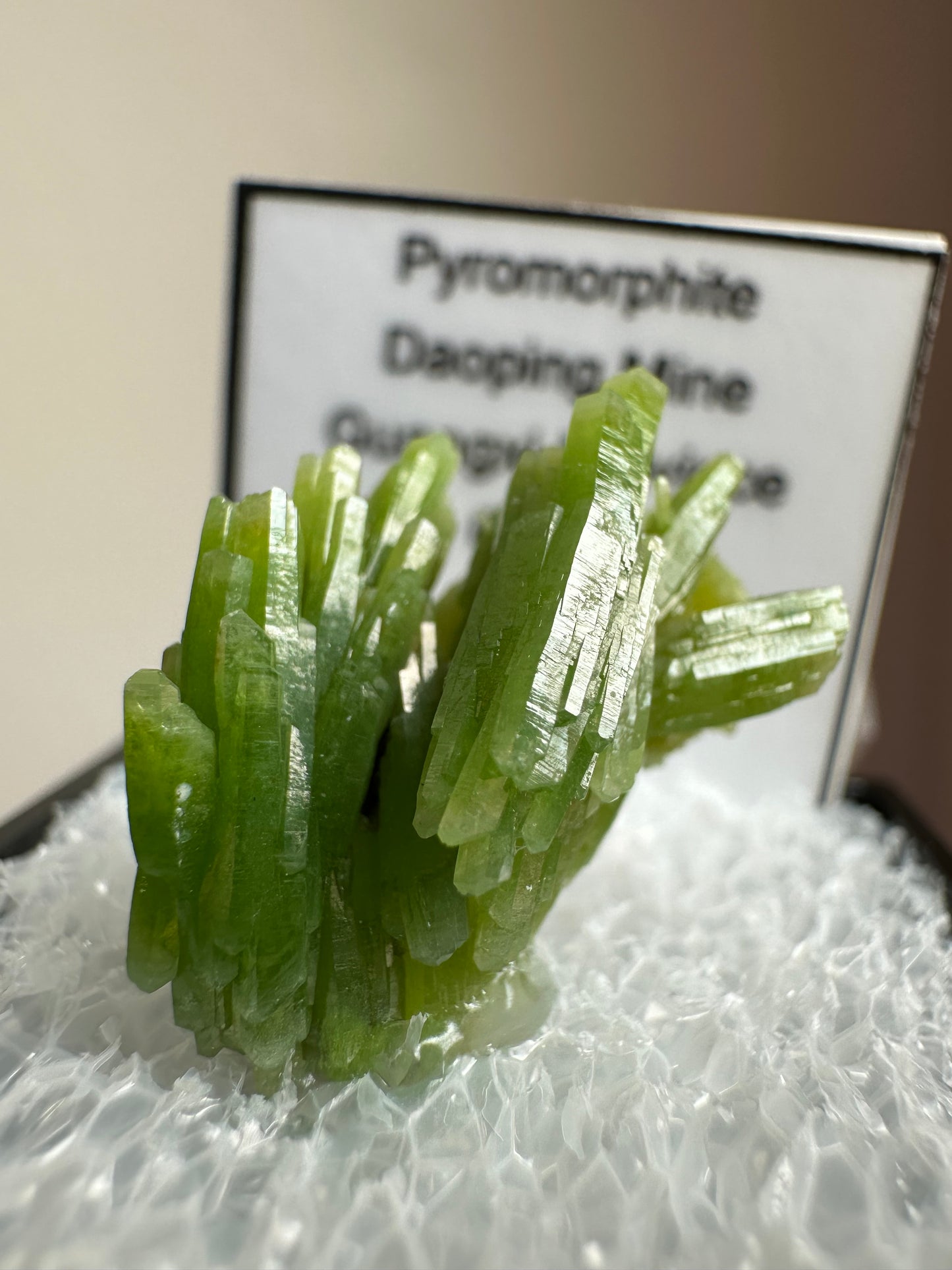 Pyromorphite, Daoping Mine, Guangxi, China (thumbnail)