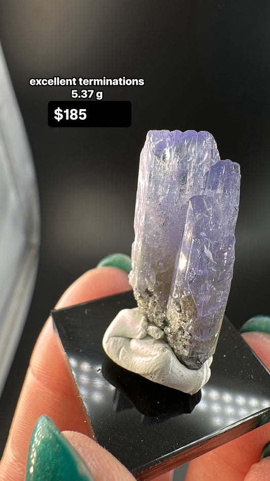 Unheated Tanzanite crystals, 5.37g