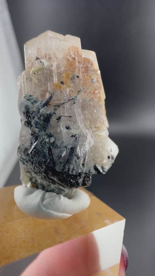 Goshenite, Schorl: Namibia